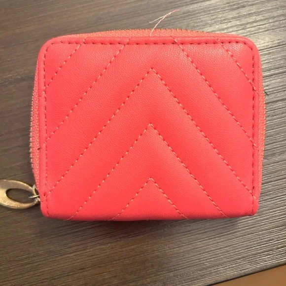 Yves Saint Laurent Pink Quilted Leather Wallet - Picture 3 of 3